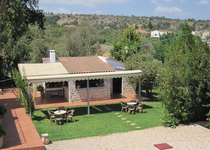 Vamos Palace Apartments